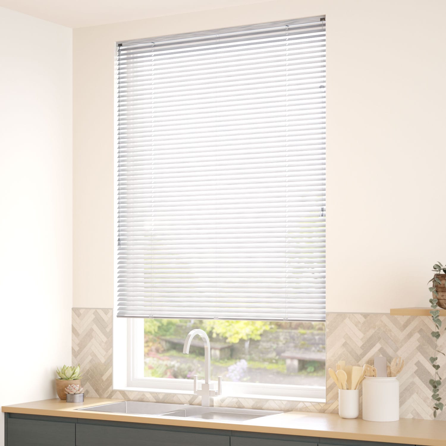 ColorizedZoom Studio Brushed Silver Venetian Blind - 25mm Slat 2310