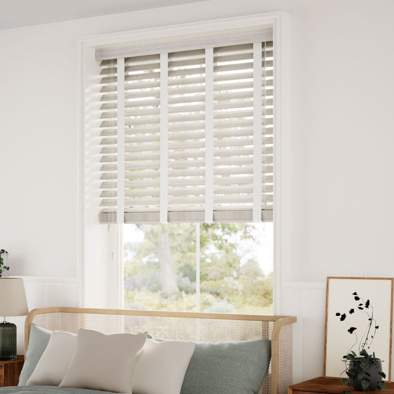 ColorizedZoom Birch Bark & Chalk Faux Wood Blind - 50mm Slat 3273