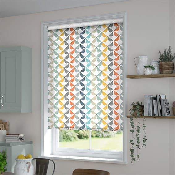 ColorizedZoom Lintu Birds Fruit Punch Roller Blind 3714