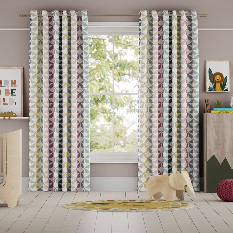 Colorized Lintu Birds Berry Crush Curtains 5707
