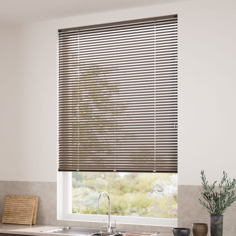 ColorizedZoom Spirit Light Brown Venetian Blind - 25mm Slat 8191
