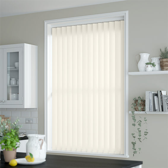 ColorizedZoom Amalfi Ivory Vertical Blind 8199